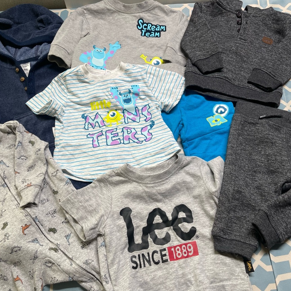 Lot of baby clothes for 0-3 months, different brands, (read the description)
